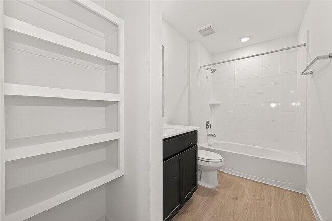 Building Photo - 4323 Camden