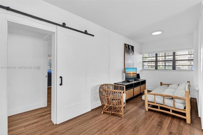 Building Photo - 4144 El Mar Dr