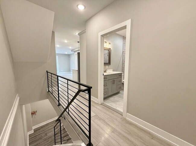 Building Photo - 809 N 17th St