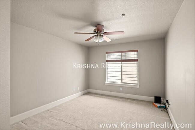 Building Photo - 11322 NW Kimble Ct