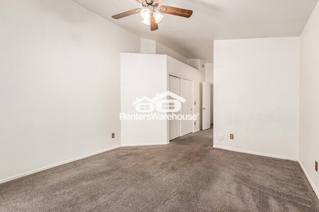 Building Photo - 8622 W Davis Rd