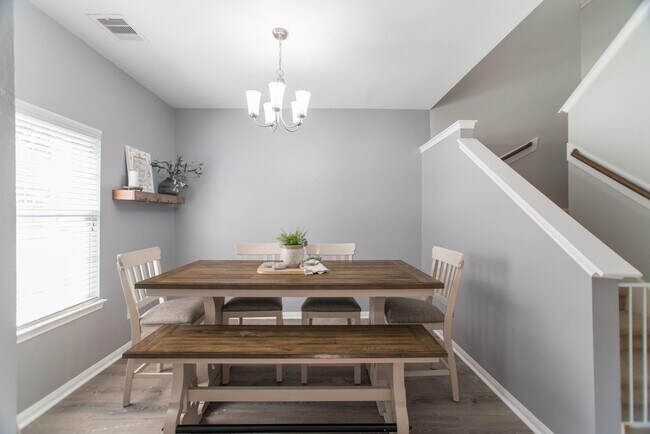 Building Photo - 2823 Sage Bluff Ave