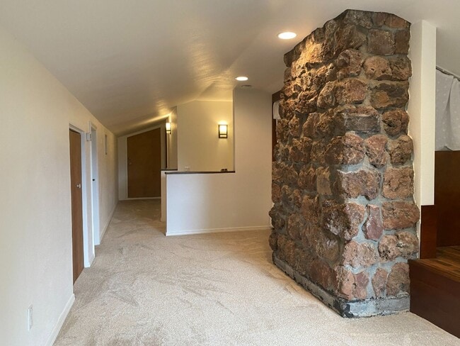 Building Photo - Cabin in Woods with Shop