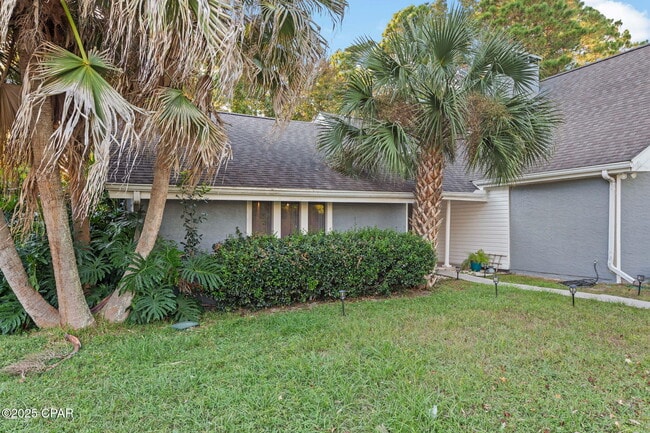 Building Photo - 301 Fairway Blvd