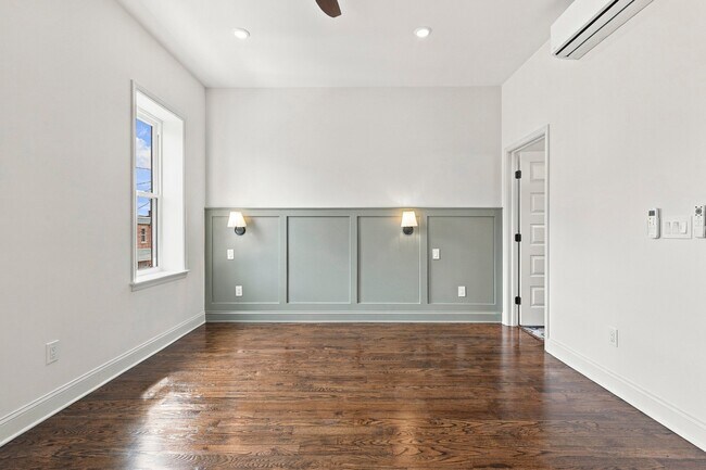 Building Photo - 2436 N 33rd St