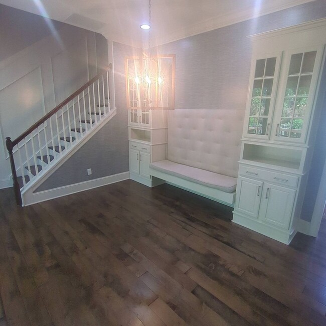 Building Photo - Beautiful 5 bed 4.5 bath in Holly Springs!