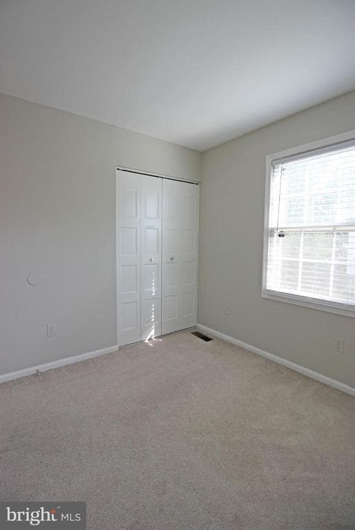 Building Photo - 6530 Yadkin Ct