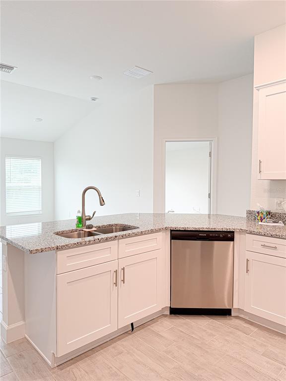 Building Photo - 2680 Averland Lp