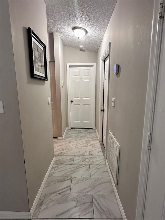 Building Photo - 1021 Embrun Ct