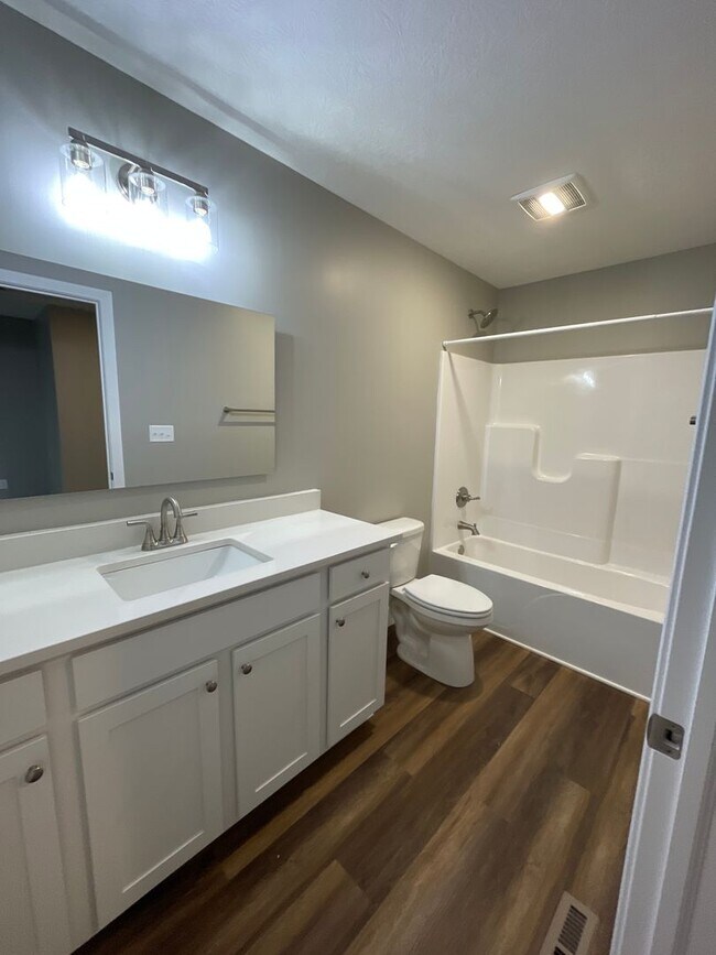 Building Photo - 4 Bedroom Single Family Home - WEST LAFAYETTE