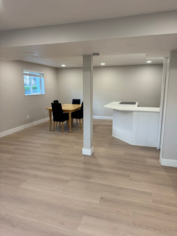 Building Photo - 1360 E 5360 S