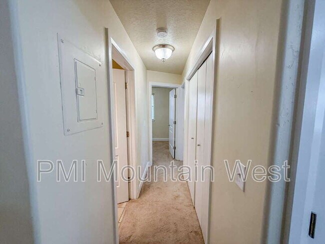 Building Photo - 2779 W 5525 S