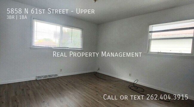 Building Photo - 5858 N 61st St