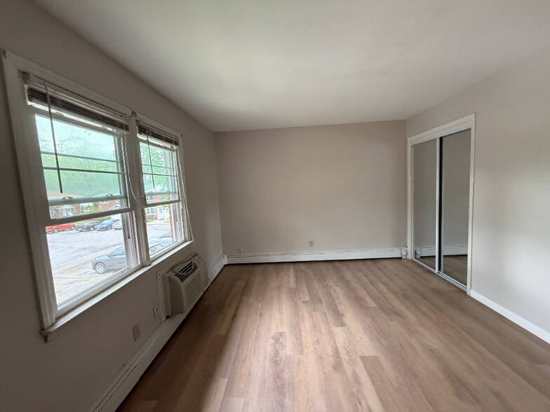 Building Photo - 2710 South Rd