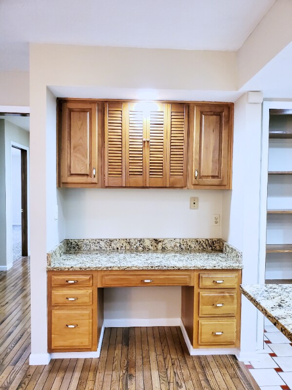 Building Photo - 5990 Kirkwall Ct W