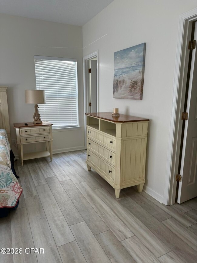 Building Photo - 7908 Sunset Ave