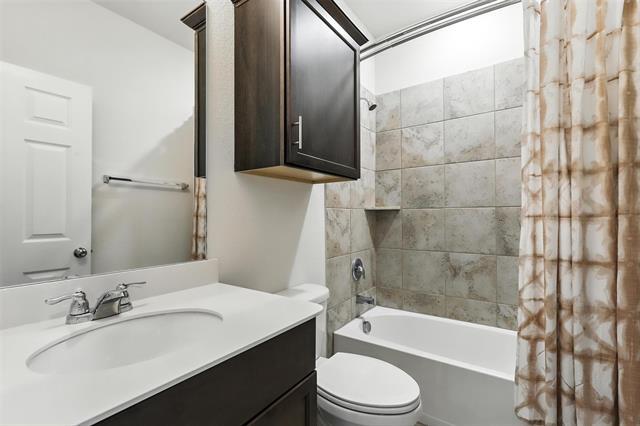 Building Photo - 5605 Apple Grove Way