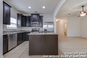 Building Photo - 7810 Creekshore Cove