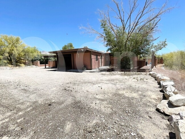 Building Photo - 4851 E Paseo del Bac