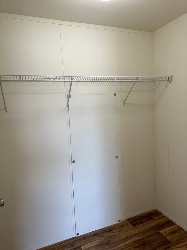 Building Photo - Newer 3 bedroom 2 bathroom house in Thurston!