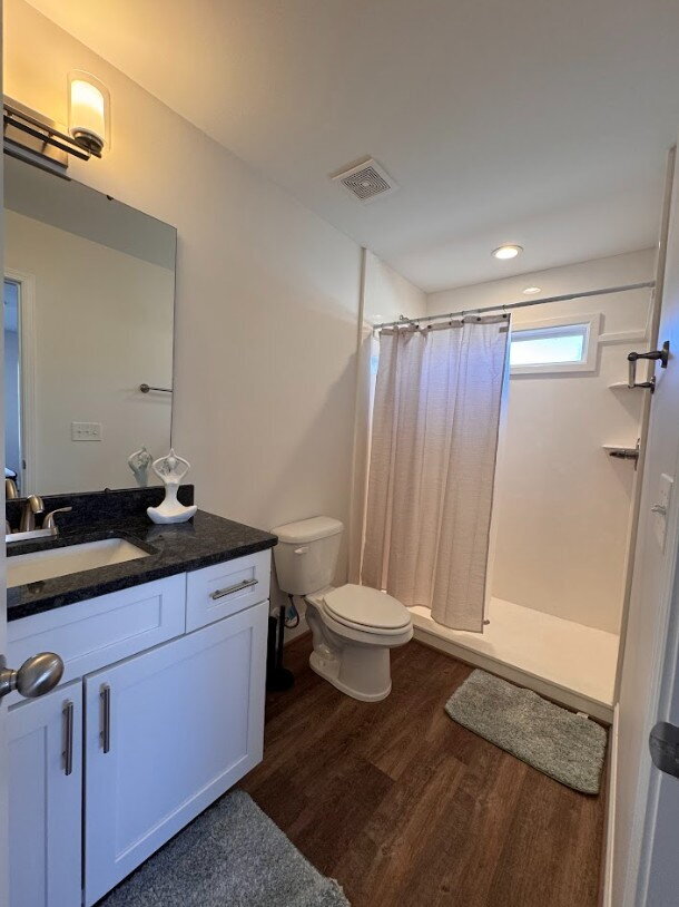 Building Photo - Ask us how to get FREE RENT!