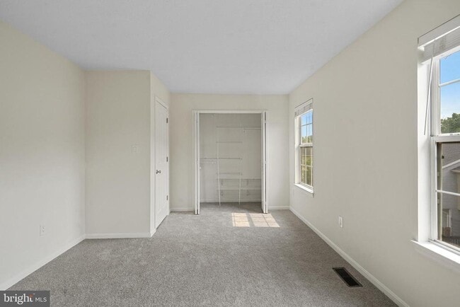 Building Photo - 606 Ransom Ct