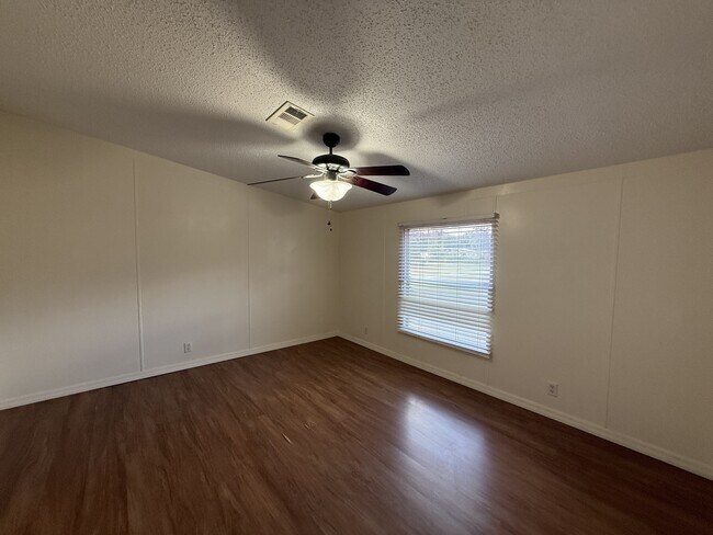 Building Photo - 7790 NW 170th St