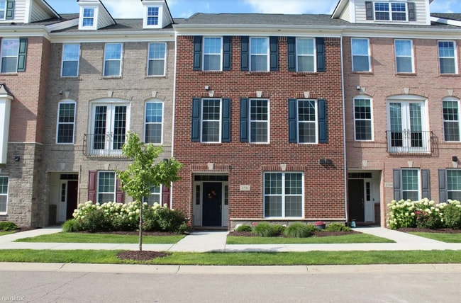 Primary Photo - 2731 S Spurway Dr