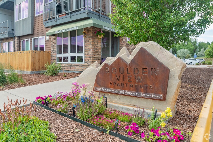 Boulder View Apartments - Boulder View