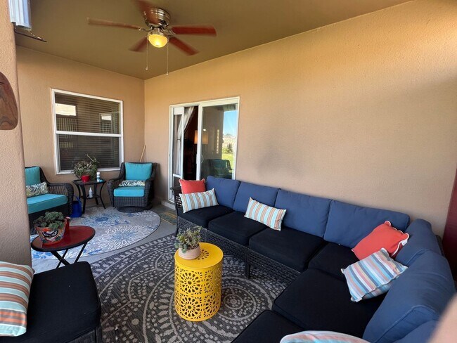 Building Photo - Exceptional Rental in Great Locale