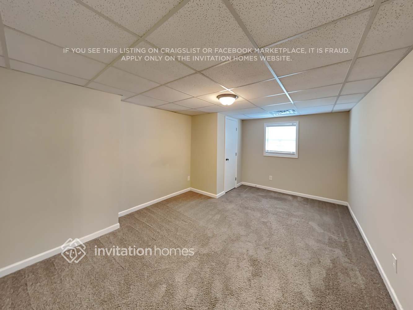 Building Photo - 4030 Leicester Dr NE