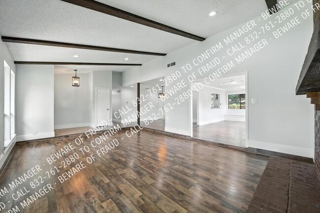 Building Photo - 1106 Paluxy Ct