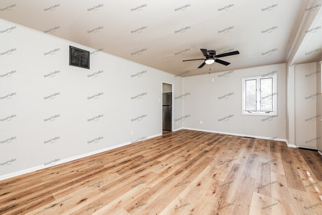 Building Photo - 2981 Kerwood Dr