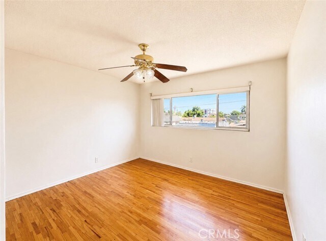 Building Photo - 1372 W 36th St