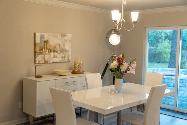 Building Photo - Gorgeous, Stylish, and Available Furnished...