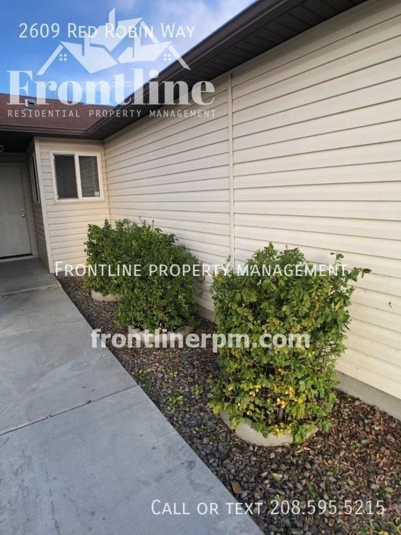 Building Photo - 2609 Red Robin Way