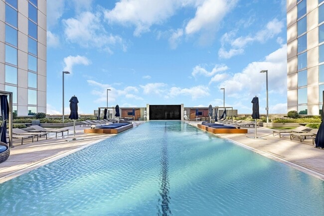 Building Photo - 5925 Almeda Rd