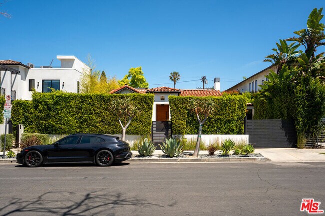 Building Photo - 6241 Drexel Ave