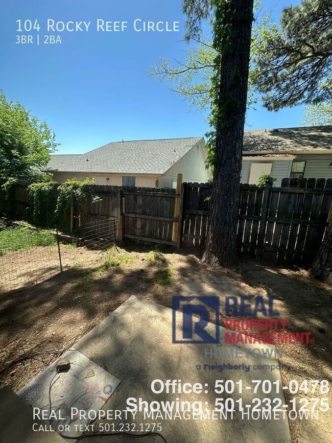 Building Photo - 104 Rockyreef Cir
