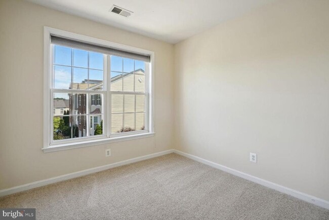 Building Photo - 6323 Dunn Ct
