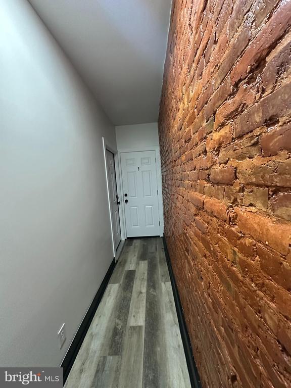 Building Photo - 2539 N Marshall St