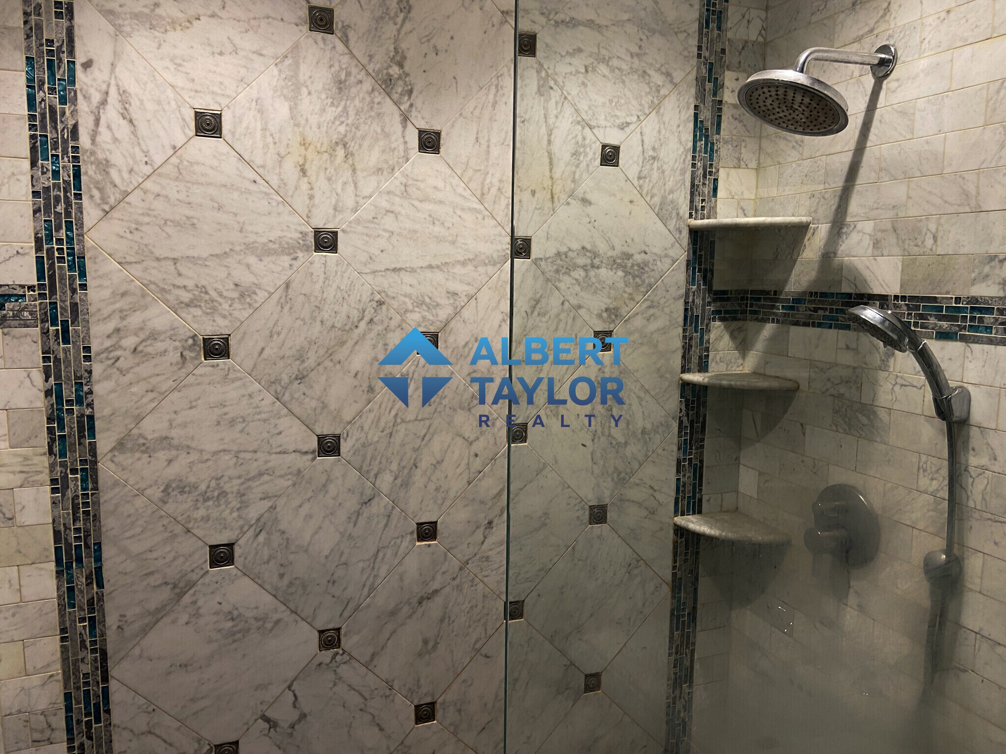 Building Photo - 1 Parker Hill Ter