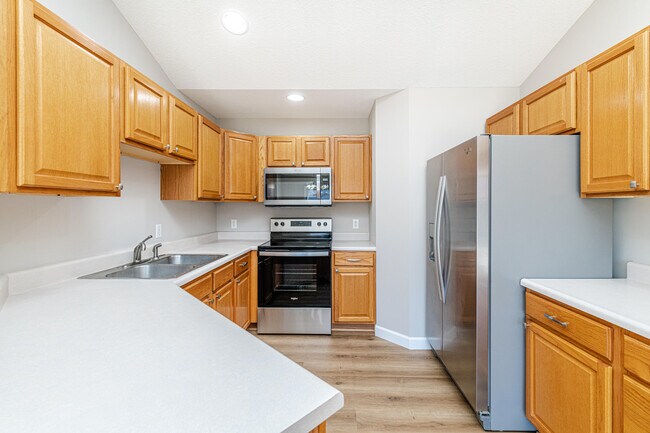 Building Photo - 6259 N Water Cress Cir