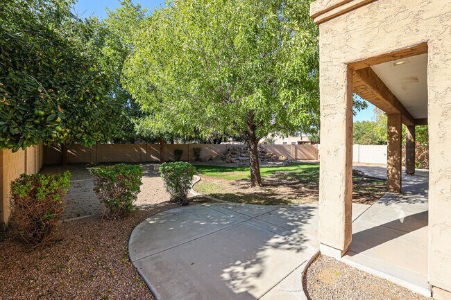 Building Photo - COMING SOON!! INCREDIBLE 5-BEDROOM 3 BATH, ALMOST 4000 SFT IN CORE CHANDLER
