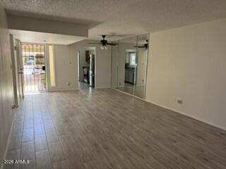 Building Photo - 5314 S Palm Dr