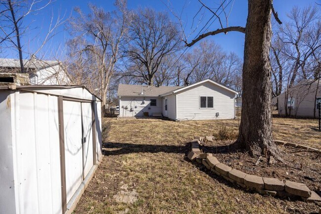 Building Photo - 8508 Eby Ave