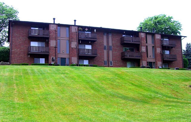 Building Photo - 204 Hook St