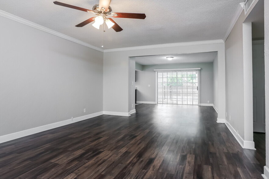 Building Photo - 3291 NW 65th St