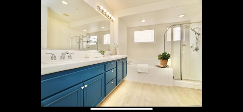 Building Photo - 817 Kalpati Cir