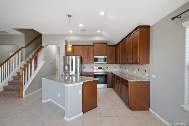 Building Photo - 233 Mountain Home